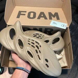Yeezy foam runner Mx cider